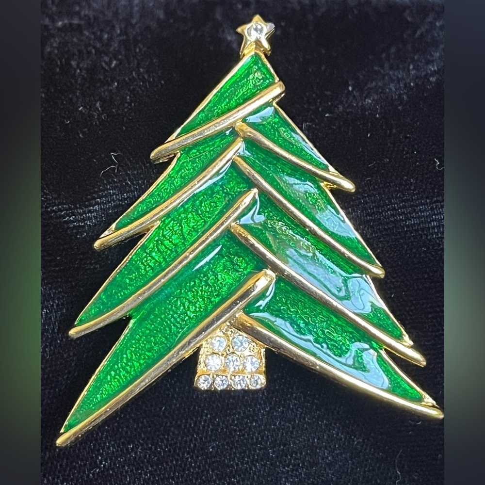 Vintage Rhinestone Christmas Tree Brooch